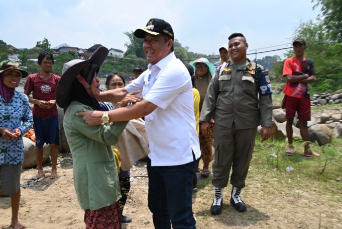 Angka Kemiskinan di Lahat Kembali Turun, Cik Ujang : Akan Terus Kerja Untuk Masyarakat