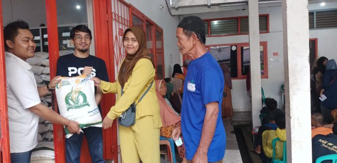 Kantor Pos Lahat Salurkan Bantuan CBP, Hanya yang Masuk Data P3KE