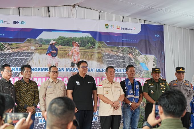 Bukit Asam (PTBA) Gencar Bangun PLTS untuk Pertanian
