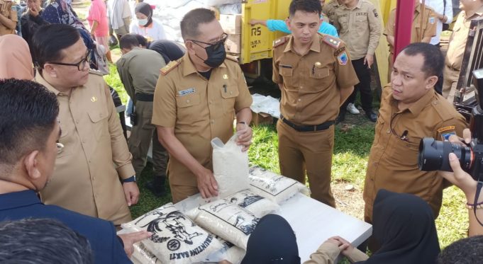 Pj Bupati Lahat Dukung Beras Serunting Sakti Produksi Petani Lokal