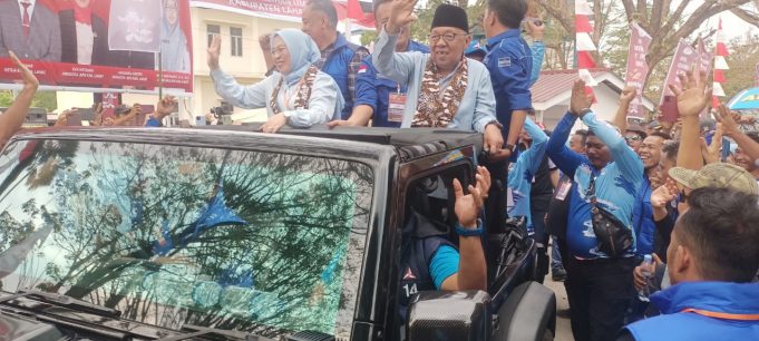 Bersama Ribuan Pendukung, Lidyawati-Haryanto Daftar ke KPU Lahat