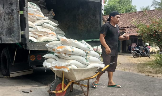 32.536 KPM di Lahat Tak Lagi Ambil Bantuan Pangan CBP di Kantor Pos