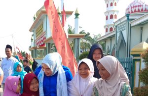 Sentuhan Sayang Hj Lidyawati Untuk Anak Anak