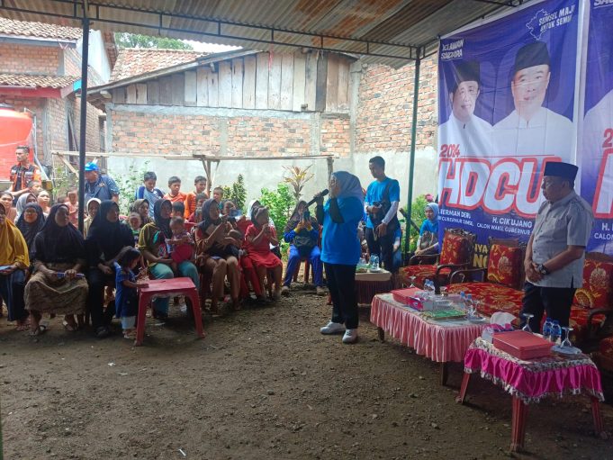 Warga Desa Paduraksa Pinta Sekolah, Berobat Gratis Dilanjutkan, Lidyawati : Jika yang Lain Belum Tentu Dilanjutkan