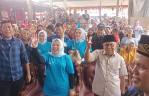 Ratusan Warga Desa Tanjung Aur Bersorak Riang Didatangi Lidyawati-Haryanto, Siap Menangkan 80 Persen Suara