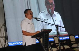 Kades Harus Wujudkan Digitalisasi, Cari Solusi Desa Tak Terjangkau Internet