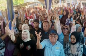 Warga Ulak Mas Jalan Desa Mulus Dimasa Kepemimpinan Cik Ujang-Haryanto