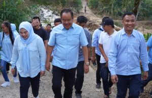 Prihatin, Cik Ujang-Lidyawati Datangi Lokasi Banjir