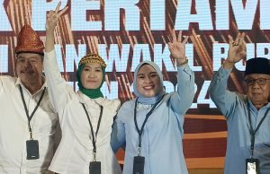 Mesranya Paslon 03-02 Saat Debat di Pilkada Lahat