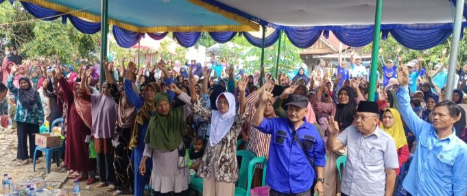 Warga Makartitama Bupati Lahat Wedok Sik