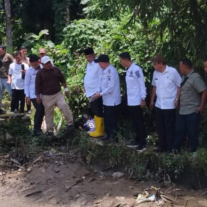 Pantau Irigasi Tersumbat, Bupati Lahat : Petani Jangan Berdiam Diri