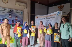 PT GGB Berbagi 400 Paket Sembako dan Puluhan Anak Yatim