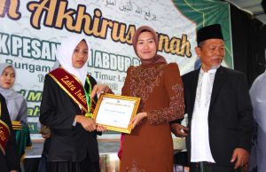 Wabup Lahat Hadiri Haflah Ponpes Abdur Rohman