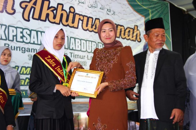 Wabup Lahat Hadiri Haflah Ponpes Abdur Rohman