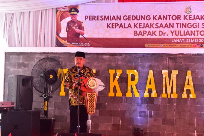 Resmikan Gedung Baru Kejari Lahat Bursah : Hadiah yang Sangat Berharga