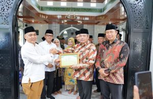 Masjid Al-Zairus Lubuk Selo Diresmikan Bupati Lahat, Terima Piagam Resmi Kemenag