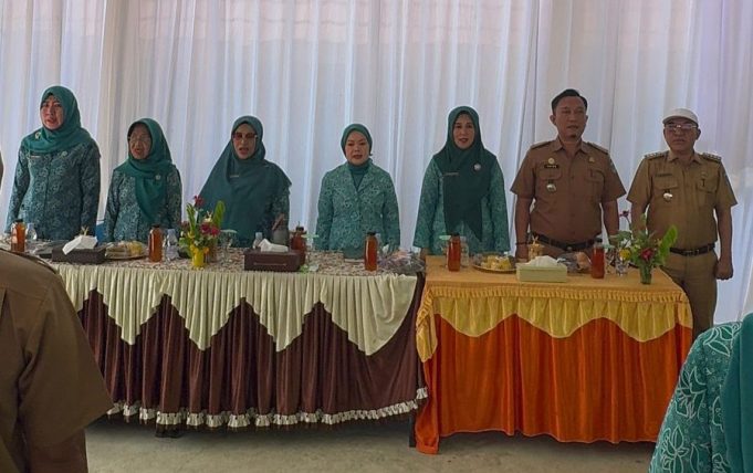 Lakukan Pembinaan, Ketua TP PKK : Berdayakan Kami Supaya Kami Bisa Memberdayakan