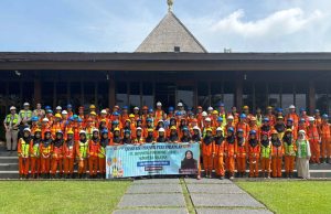 Perdalam Wawasan Industri Pertambangan, Puluhan Pelajar di Lahat Kunjungi PT Dizamatra Powerindo