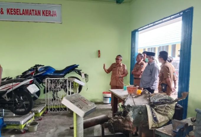 Bursah Tolak Lahat Kirim TKI, Tapi Kirim Profesional