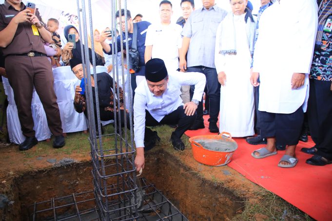 Pembangunan Masjid Baitul Huda di OKU Timur Dimulai, Wagub Cik Ujang Dorong Penguatan Keimanan dan Kebersamaan