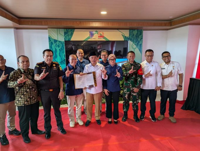 Bursah Resmikan Mall Pelayanan Publik Lahat, Urus Administrasi Kini Tak Lagi Ribet