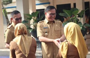 Hari Pertama Kerja, Pj Bupati Lahat Pinta ASN Lebih Disiplin