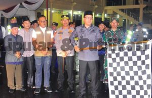 Pj Bupati Lahat Lepas Rombongan Pawai Takbir Keliling