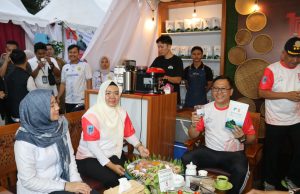 Tampilkan Komoditi Perkebunan, Pj Bupati Lahat Sebut Disbun Buat Petani Kian Sejahtera