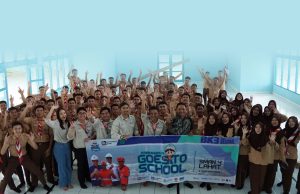 Priamanaya Group Goes To School ke SMAN 4 dan Santo Yosef Lahat
