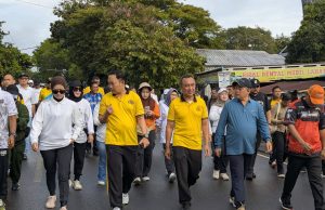 Ribuan Warga Serbu CFD Perdana, Jalan Utama Disulap Jadi Lautan Manusia