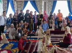 Kain Perelung Terancam Punah, Febrita Herman Deru dan Widia Ningsih Turun Tangan Selamatkan Warisan Lahat