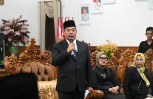 Bupati Lahat Dinilai Gagal Jalankan Perannya, Kepemimpinan Bursah Zarnubi Disorot