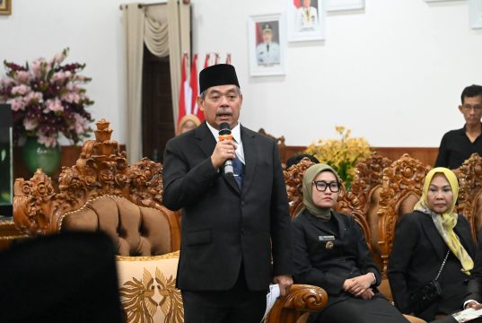 Bupati Lahat Dinilai Gagal Jalankan Perannya, Kepemimpinan Bursah Zarnubi Disorot