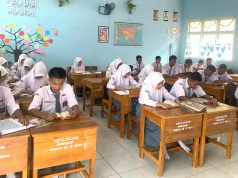 SMAN 1 Kikim Barat Gaungkan 10 Menit Baca Al Quran Sebelum Belajar